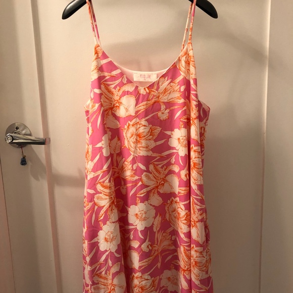 Red Dress Boutique Floral Swing Dress - Picture 2 of 3